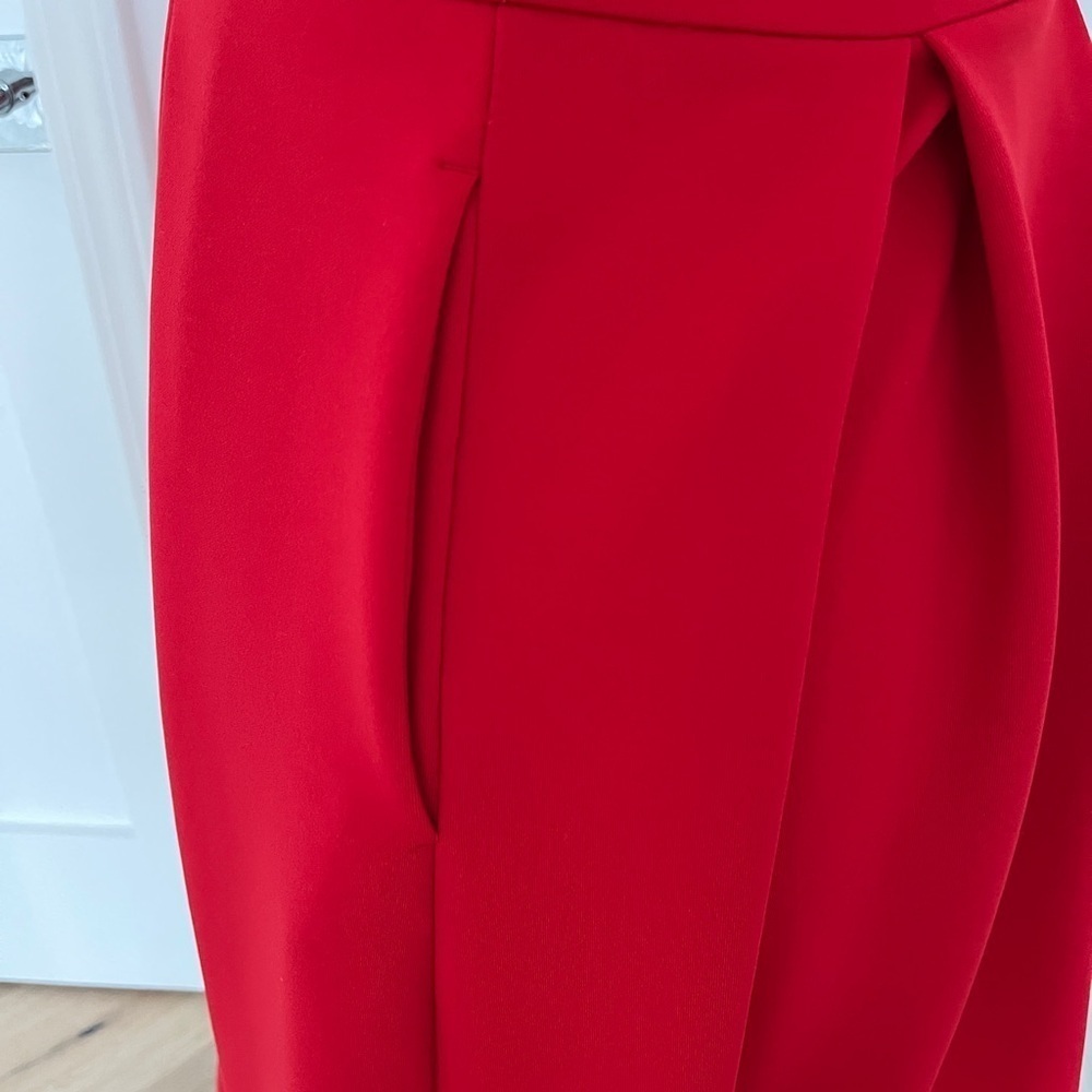 Express Red Scalloped Dress with pockets Sz 4 *F21 - Picture 3 of 3